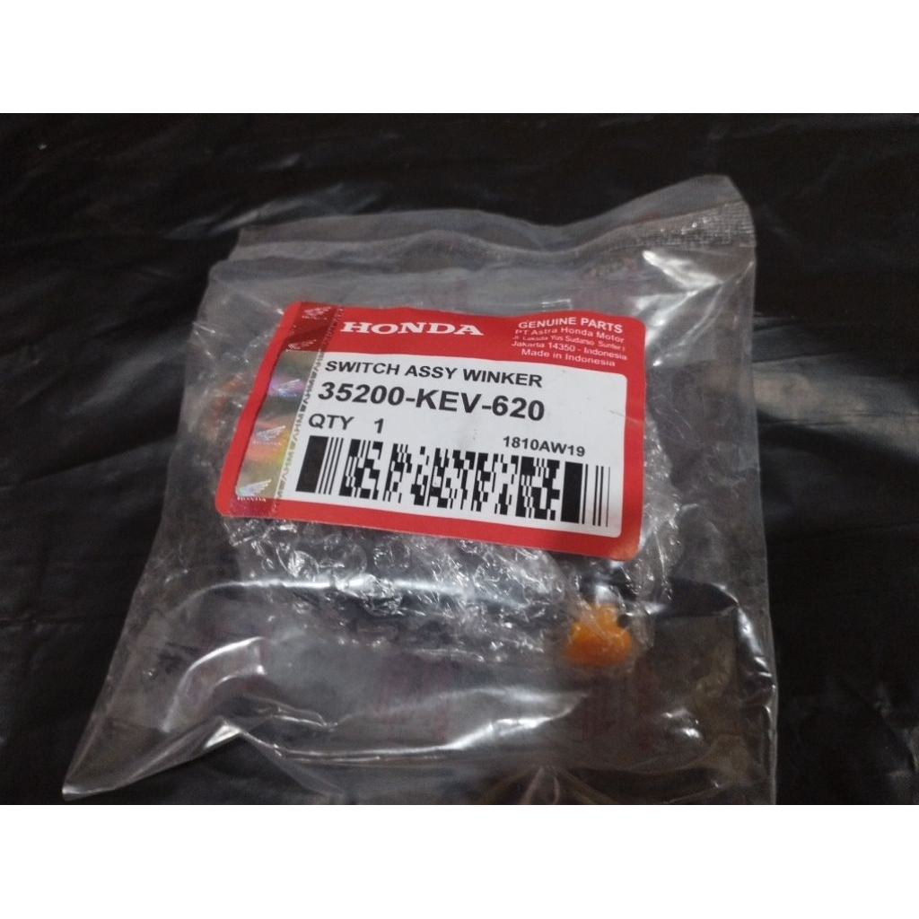 SAKLAR KANAN+TOMBOL STARTER SUPRA X/SUPRA/SUPRA FIT LAMA