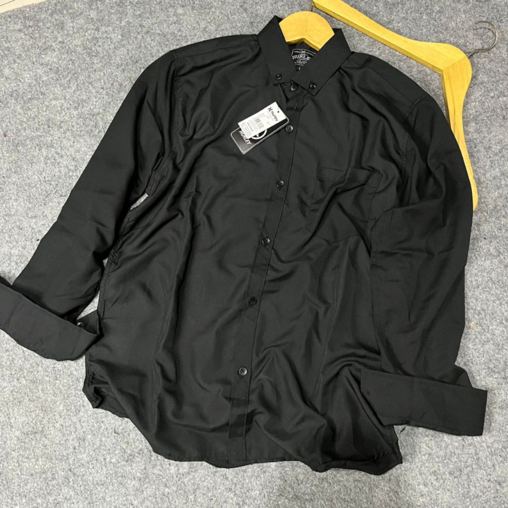 kemeja pria polos lengan panjang warna hitam/ kemeja pria lengan panjang warna hitam / kemeja polos 