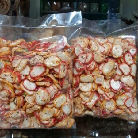 

Kerupuk Pedas 1kg, 500 gr dan lainnya seblak kencur gurih mantap pedas gurih grosir
