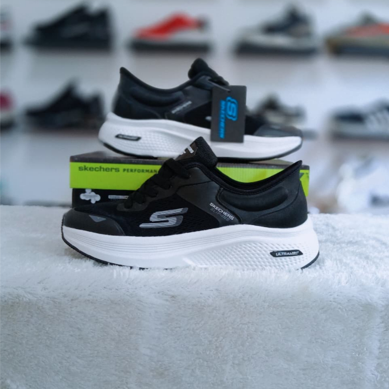 SEPATU PRIA GORUN HITAM PUTIH/GOWALK/SLIPINS/KASUAL/OLAH RAGA