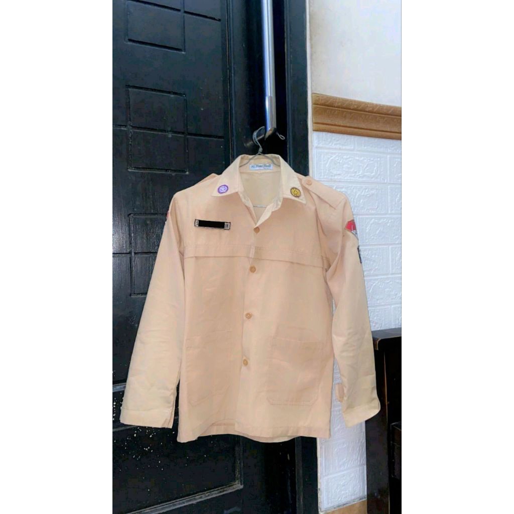 preloved baju pramuka fit body + crop top