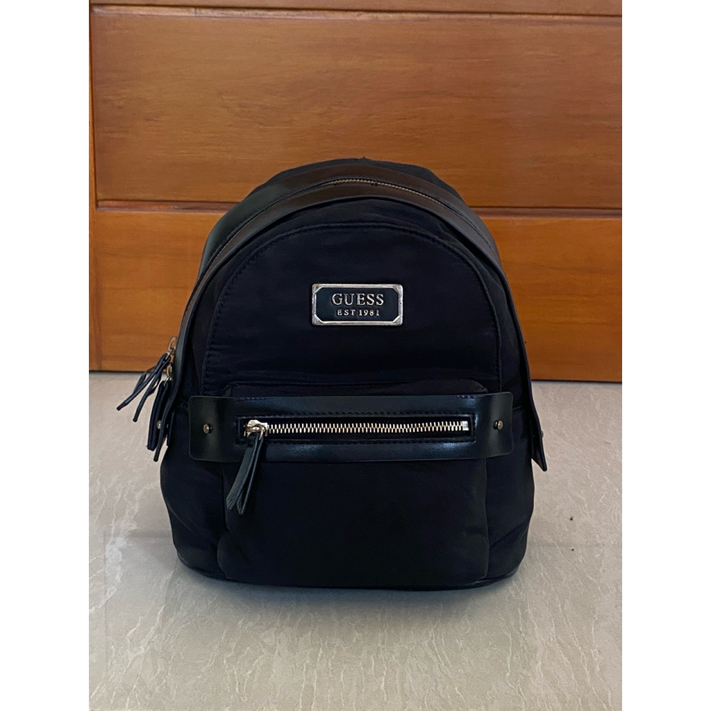 Guess Small Black Backpack/ Tas Ransel Hitam Mini