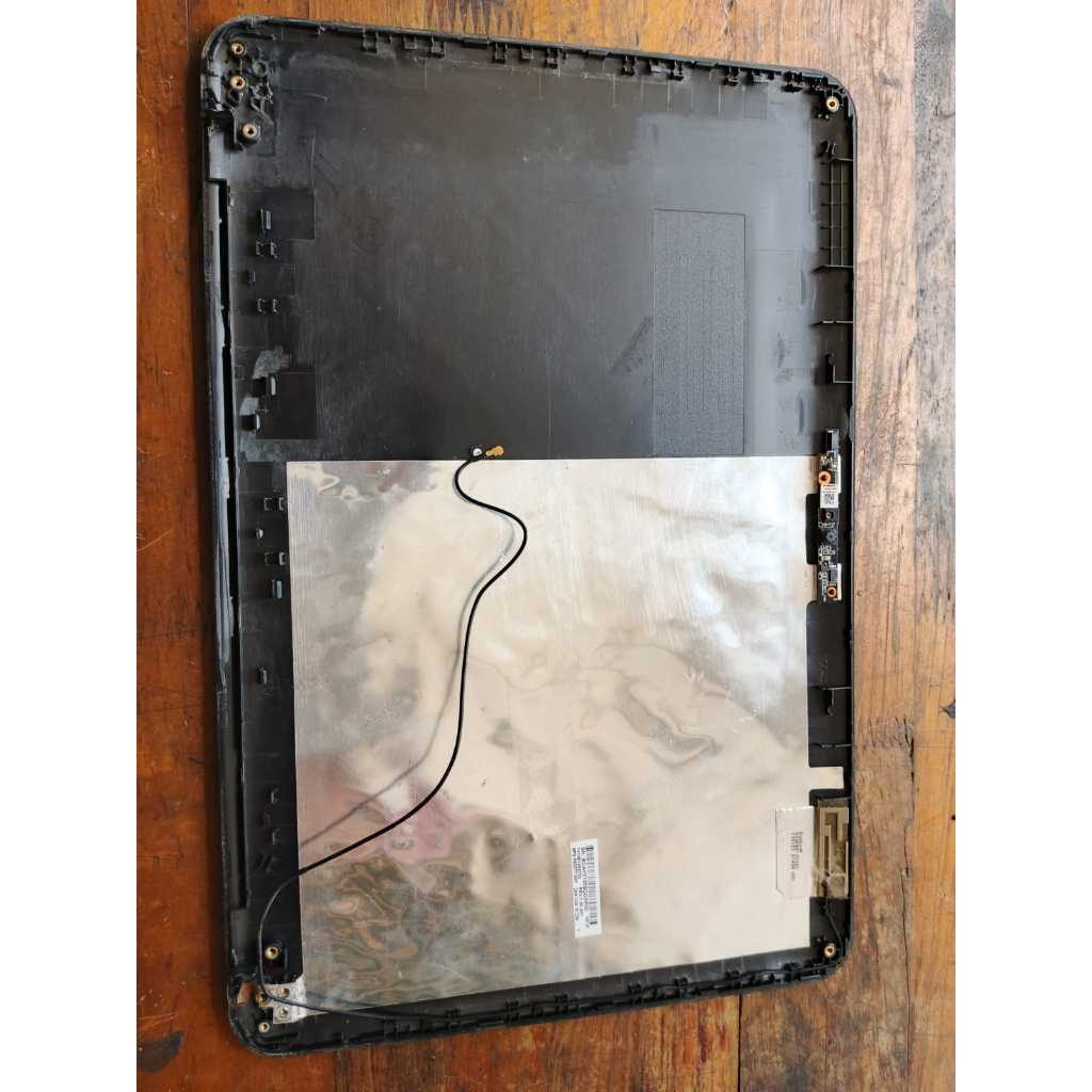 Casing LCD Laptop HP 1000
