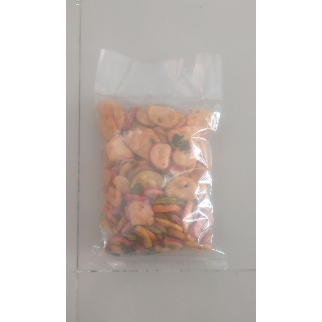 

kripik seblak bantet pedas daun jeruk