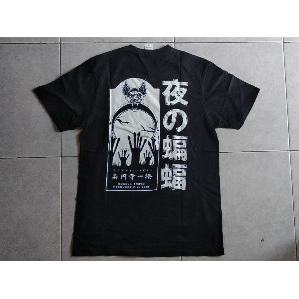 Kaos Kelelawar Malam