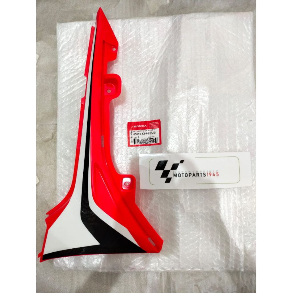 COVER BODY BELAKANG KIRI HONDA CRF150L K84 MERAH ORI AHM