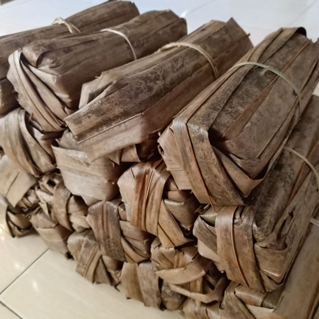 

Grosir 10kg Gula Aren Asli 100% Bungkus Daun Aren/Kawung