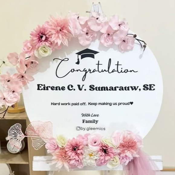 

(khusus hitam). cutting stiker custom ucapan untuk papan akrilik/ mdf/ buket akrilik diameter 40 cm dan 60 cm bisa request sesuai keinginan