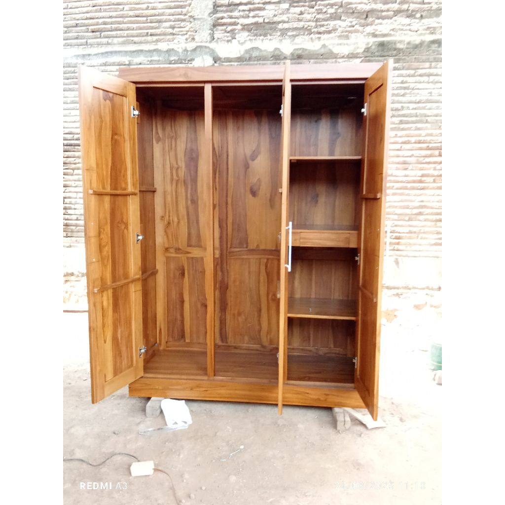 lemari pakaian minimalis 3 pintu, lemari pakaian minimalis jati mentahan amplas halus