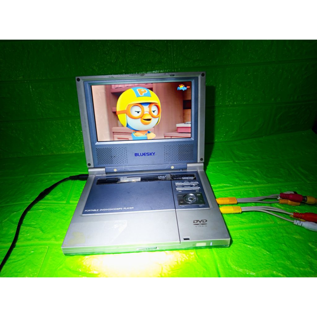 DVD portable BLUESKY 7 inc