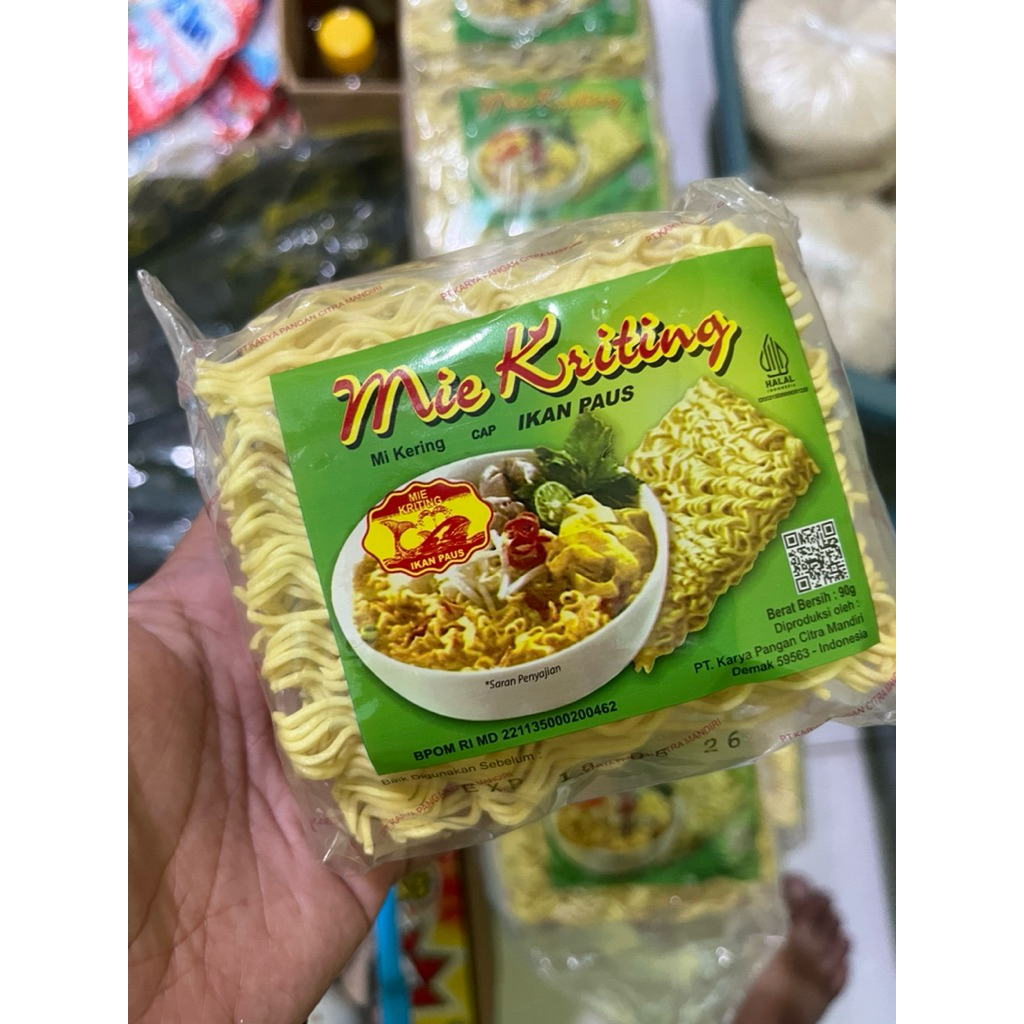 

Mie kriting cap ikan paus 1 pcs