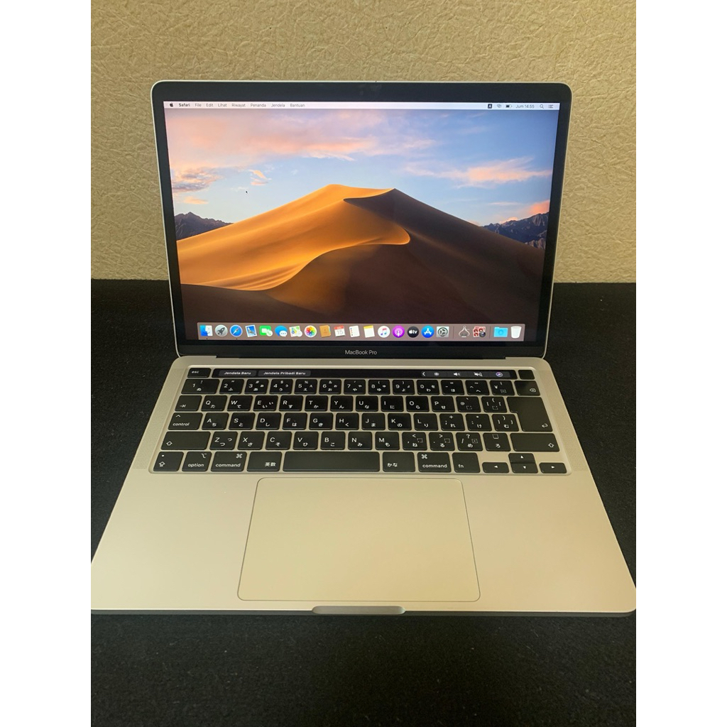 macbook pro 2020 16/512gb