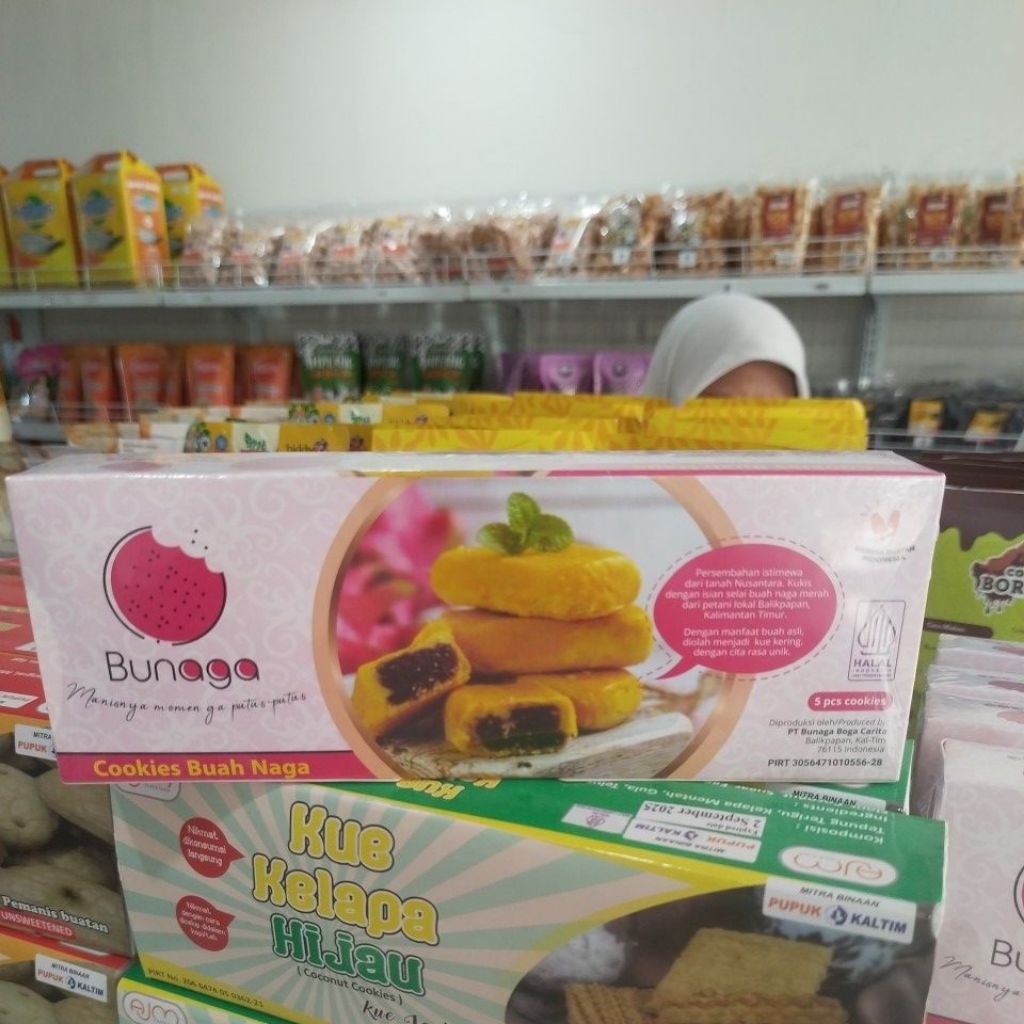 

COOKIES BUAH NAGA KHAS BALIKPAPAN KHAS KALIMANTAN TIMUR