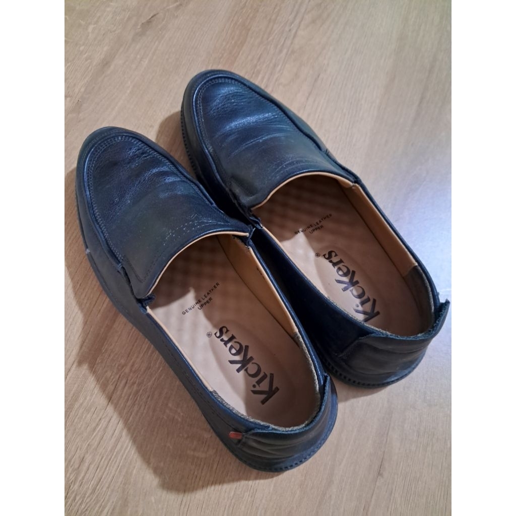 Sepatu KICKERS second