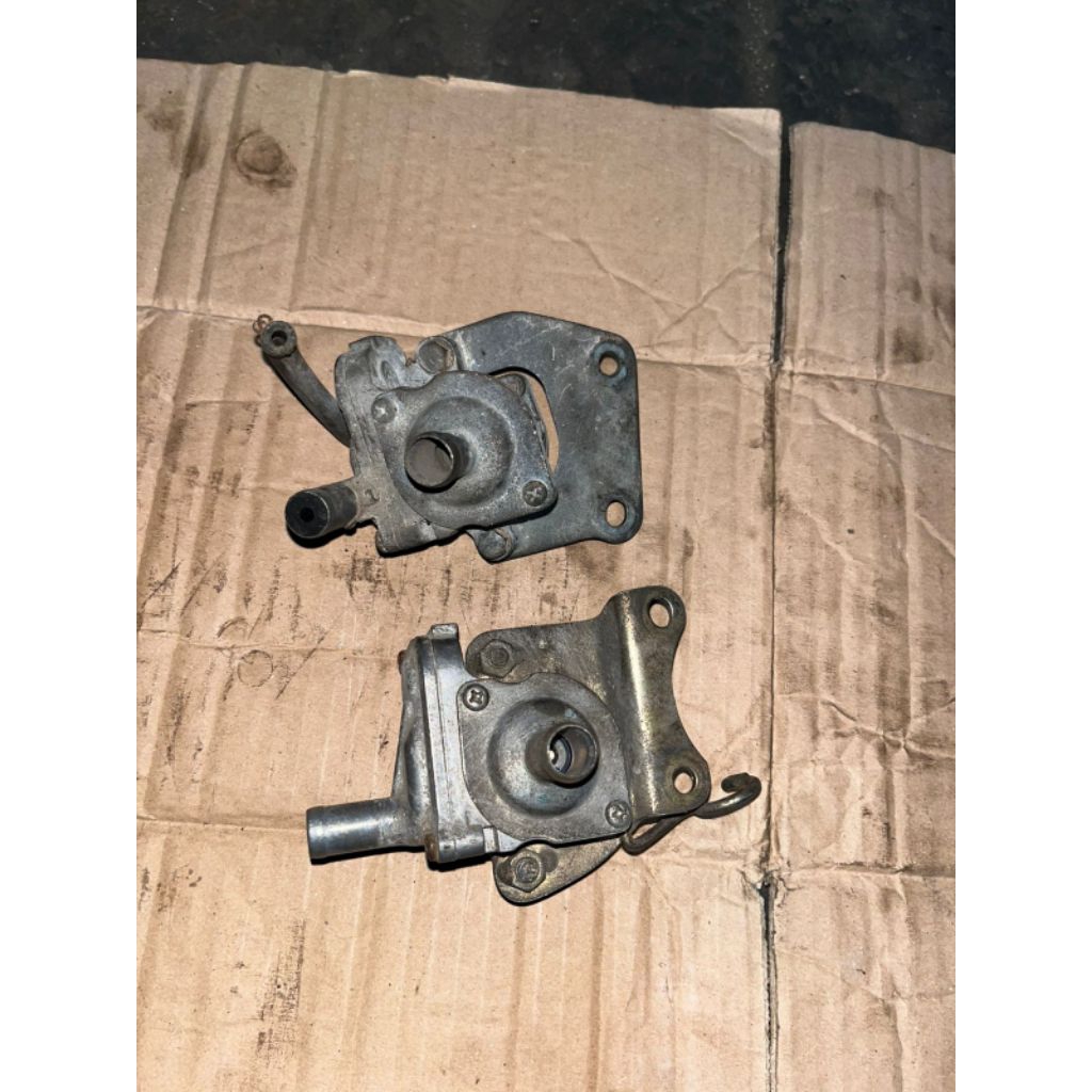 emisi Valve buangan angin Ais Revo absolute Revo lama / Supra x 125  original copotan