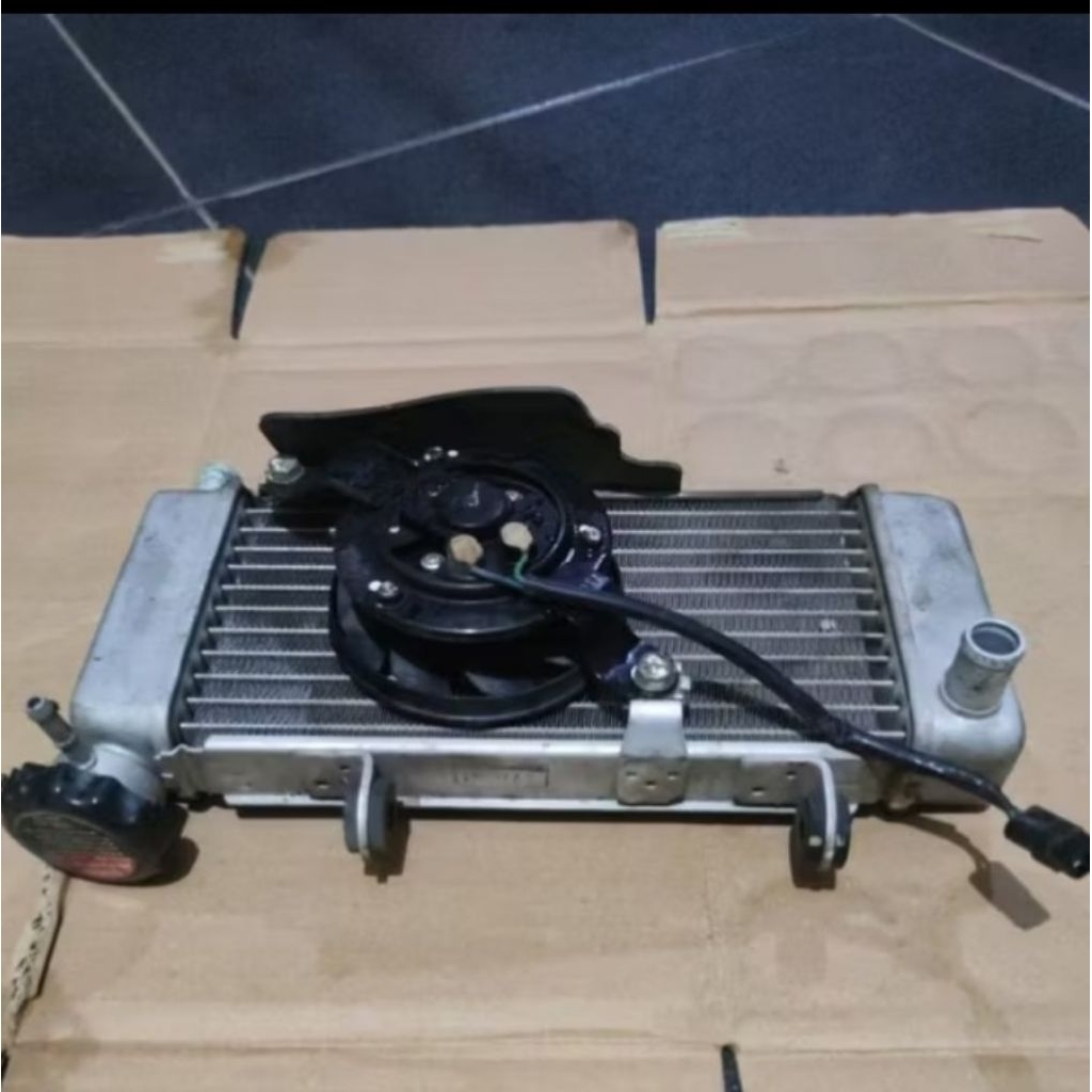 radiator set kipas radiator cb 150R old k15 radiator cb 150R old 2013/2014