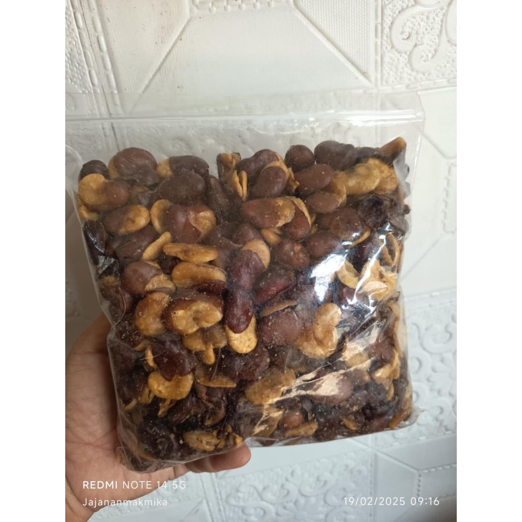 

READY MEDAN | HALAL| KACANG KORO KULIT/ KACANG MENTE KEMASAN 500 GR