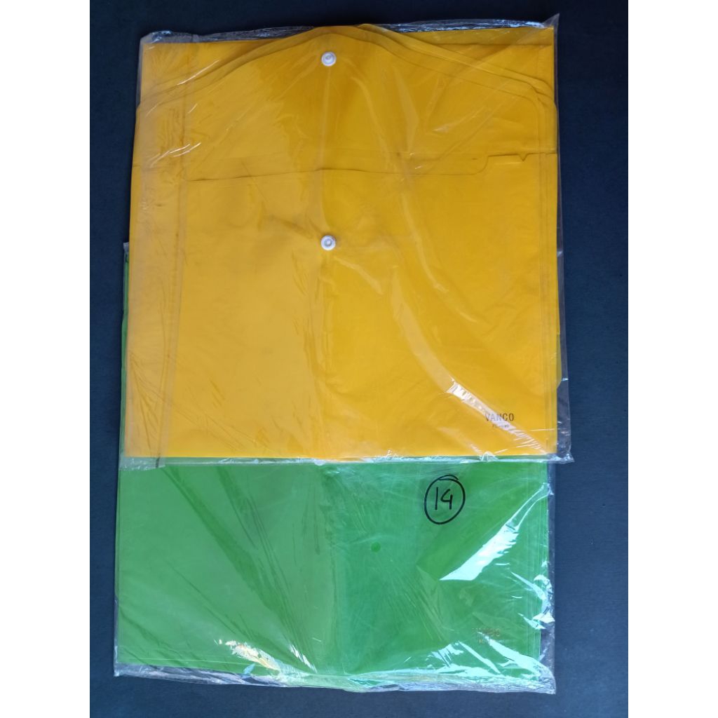

Map Kancing plastik tebal merk vanco