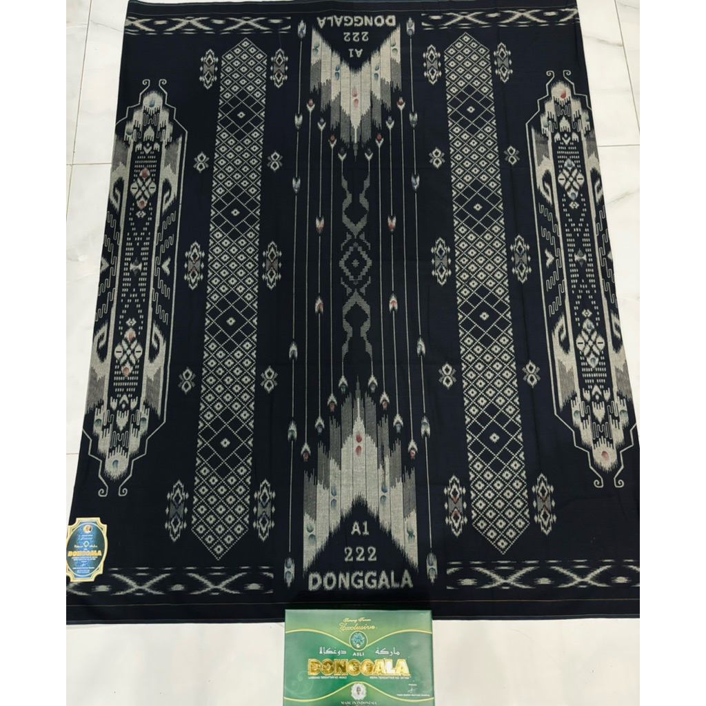 Sarung Donggala HITAM KEMBANG 3D