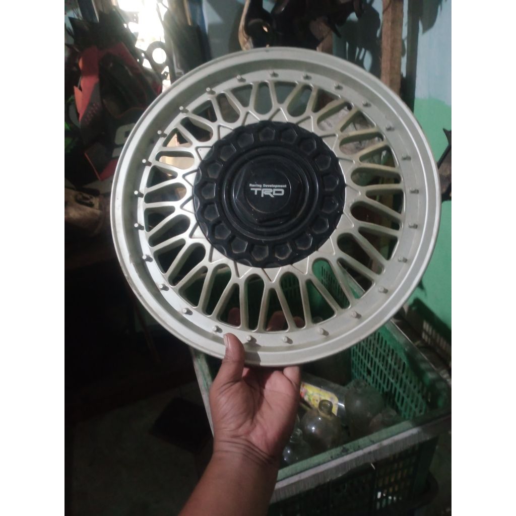 wheeldop Tutup roda TRD ring 14
