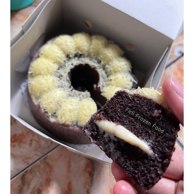 

Bolu ketan hitam keju lumer