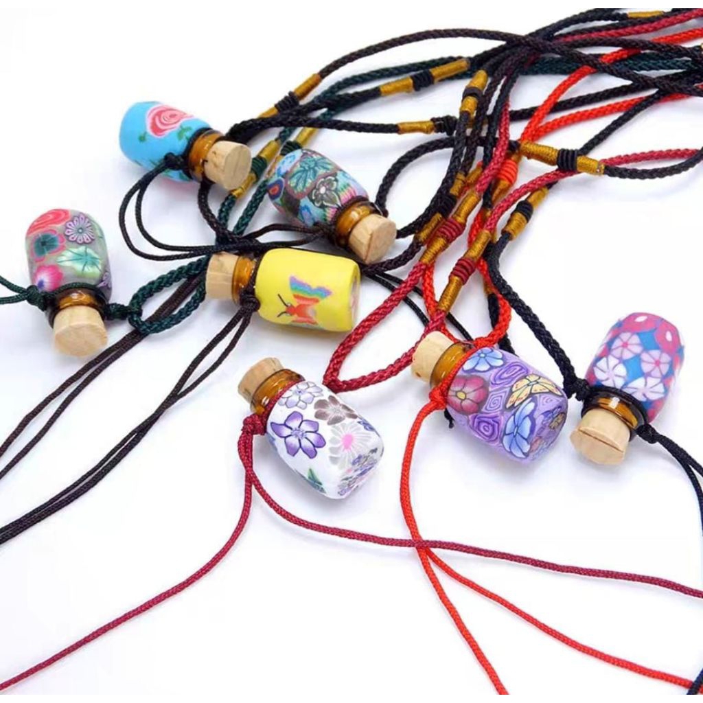 kalung essential oil aromaterapi diffuser parfum mobil aksesoris ( MOTIF RANDOM)
