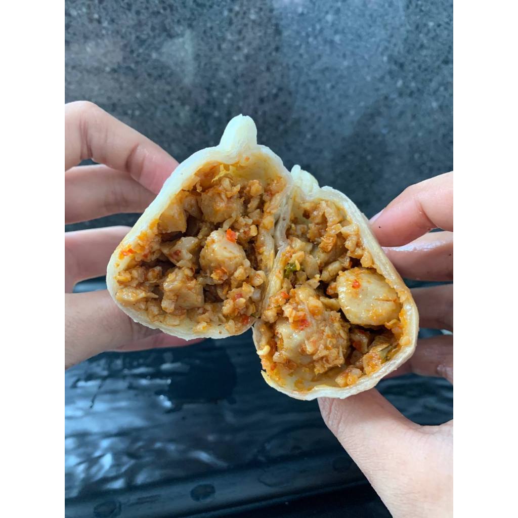 

Kolosal Cireng Berisi "BAKSO PEDAS" Varian ukuran "Mini Sedang Jumbo".