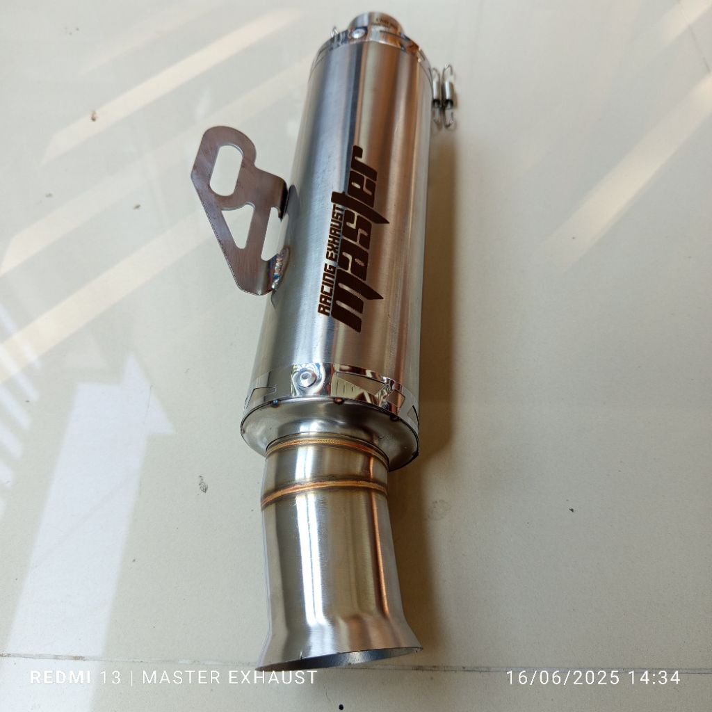 KNALPOT RACING MASTER JP NEW SALEMBA TITANIUM SILINCER SAJA. KNALPOT RACING MASTER JP NEW SALEMBA TI
