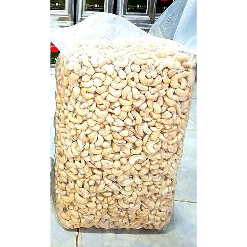 

Kacang mente / kadang mede 500 gr