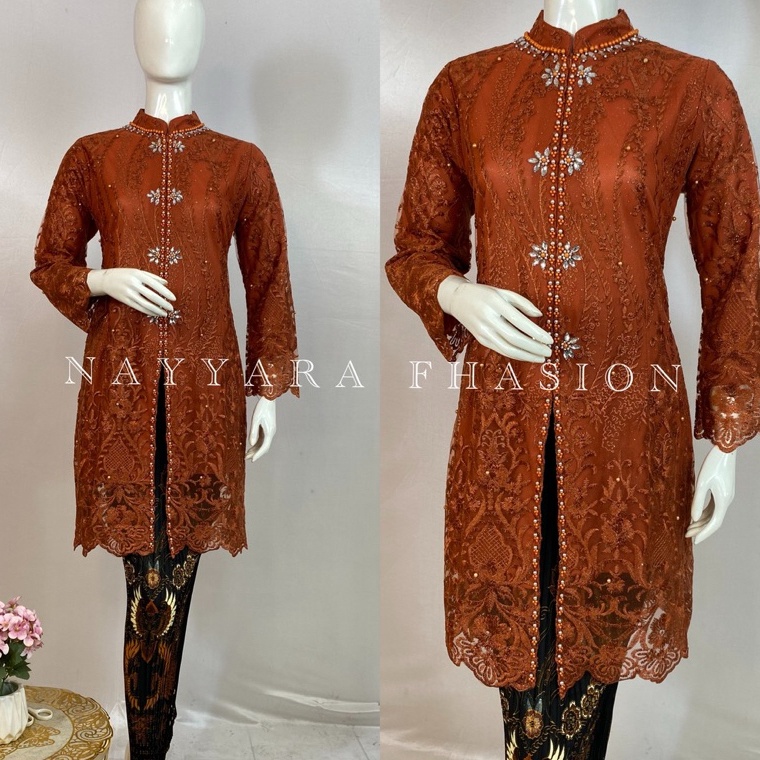 KODE V54R Kebaya Modern  Kebaya Tunik  Setelan Kebaya Brokat  Kebaya Brokat  Kebaya Encim  Tunik Bru