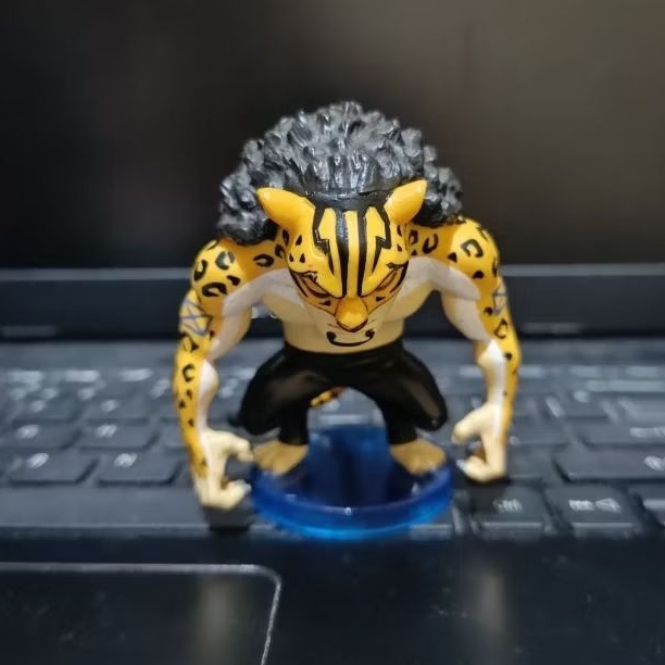 wcf lucci zoan loose kondisi sesuai foto tanpa box tanpa tiang