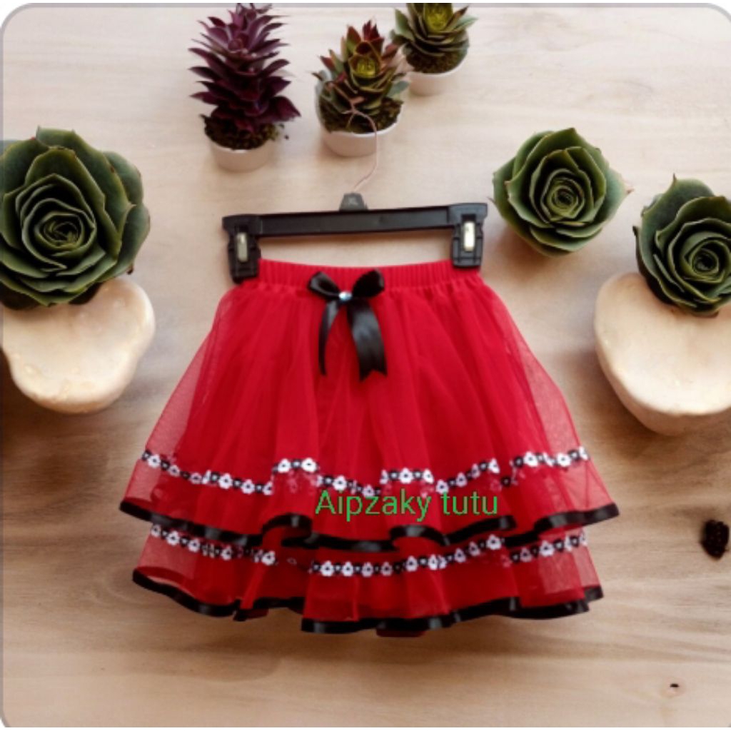 Rok tutu renda hitam anak perempuan