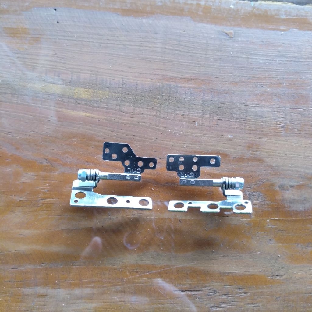 engsel laptop Axioo mybook 11G