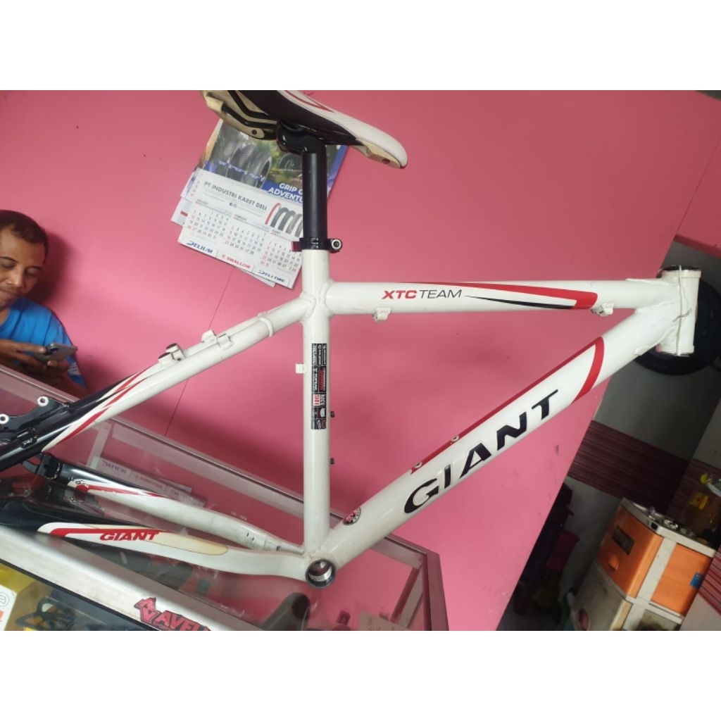 Frame Giant XTC EMBOS UK 17" Roda 26, 27,5 x 2.00