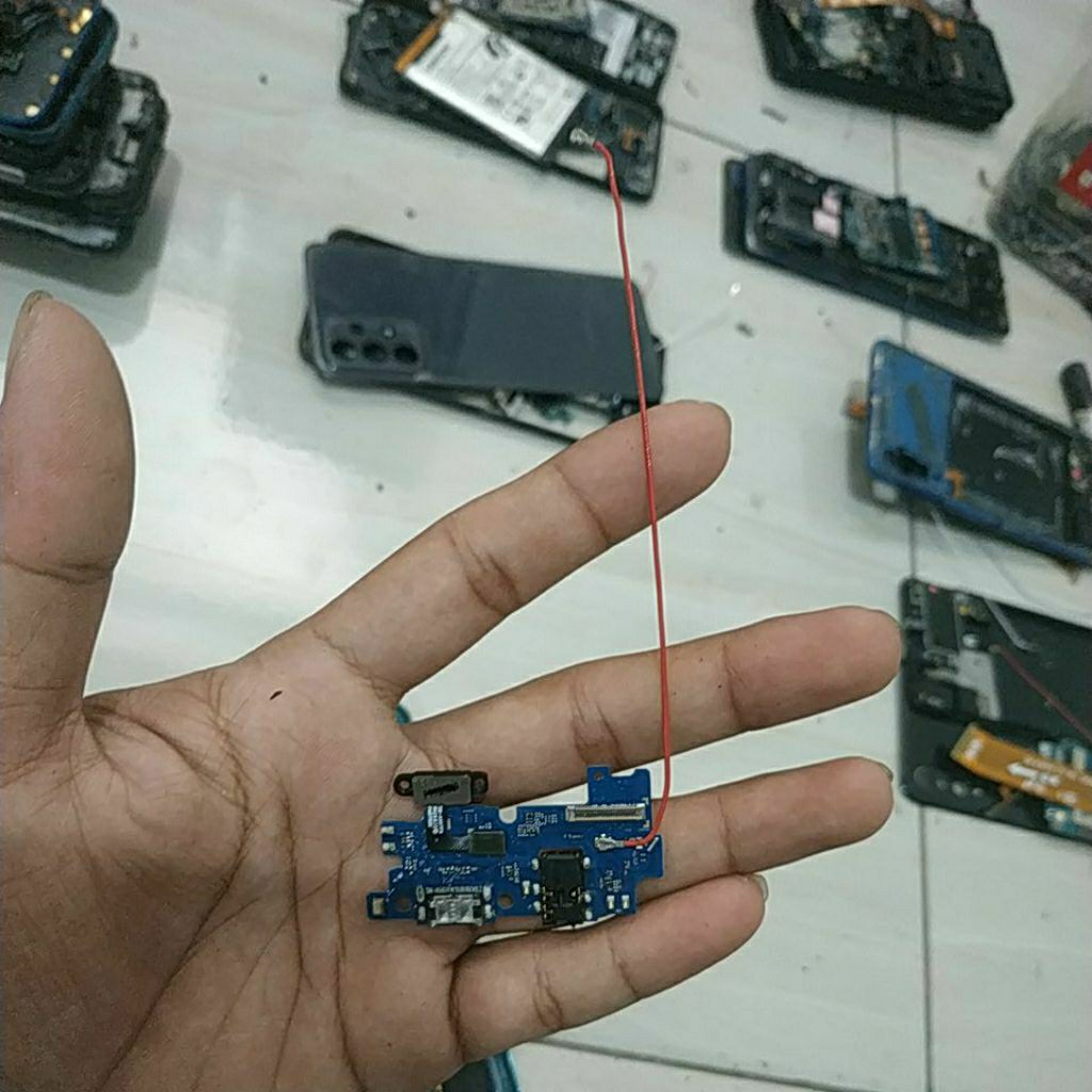 board cas bekas Samsung a50s kurang flexible