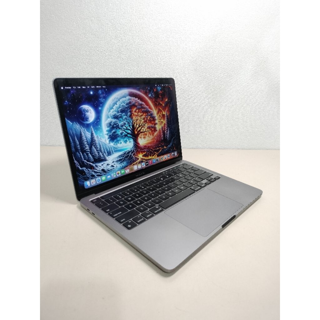 Macbook Pro M1 ( retina 13 inch, 2020)  (8/512GB) Touchbar