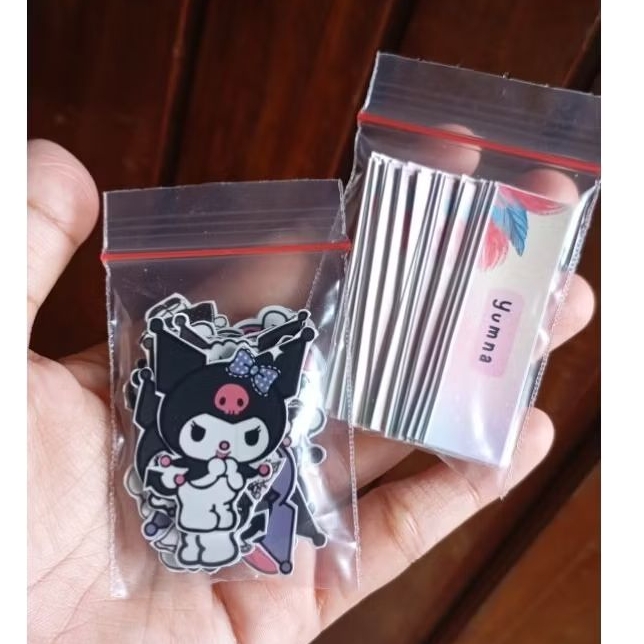 

Sticker Nama mix karakter || Bisa Custom Nama || Sudah di cutting || Waterproof (Tahan Air)