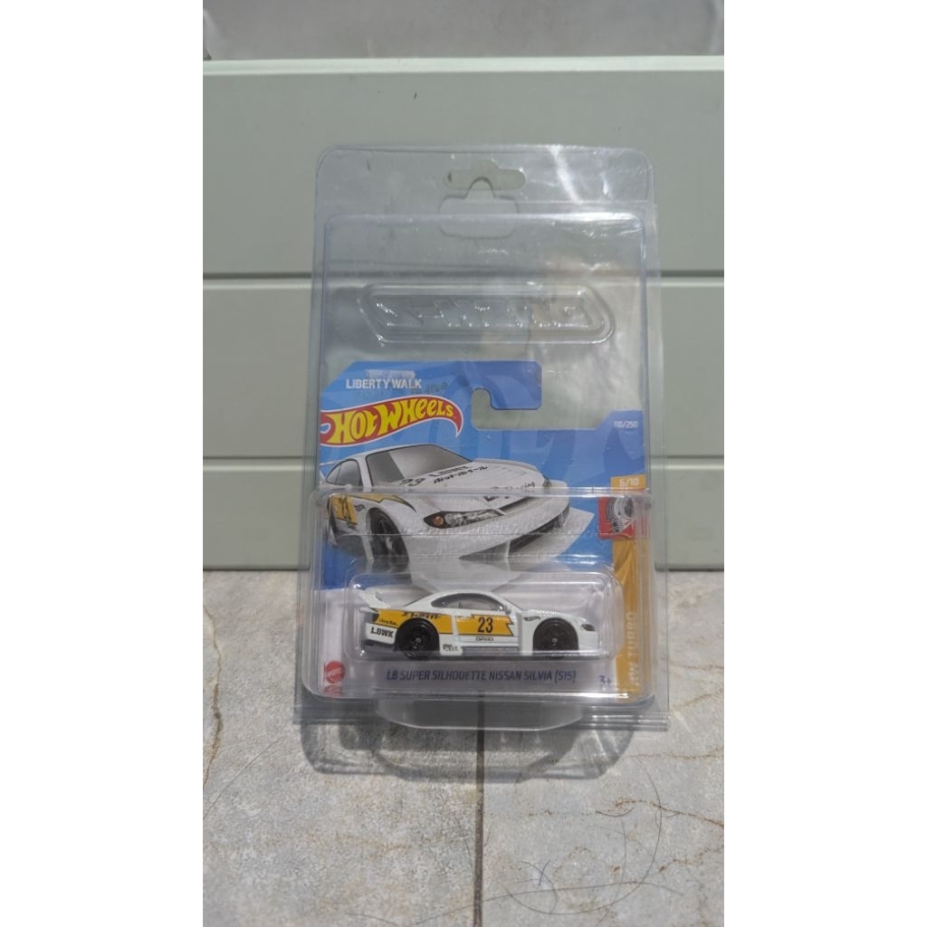 Hot Wheels Super Silhouette Nissan Silvia S15 LBWK Putih