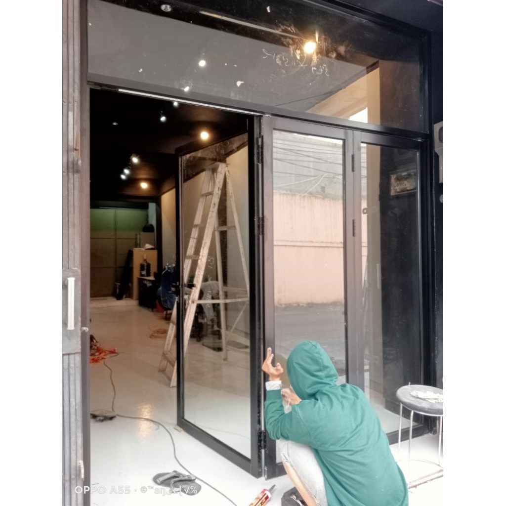 pintu sliding door dan pintu lipat alumanium