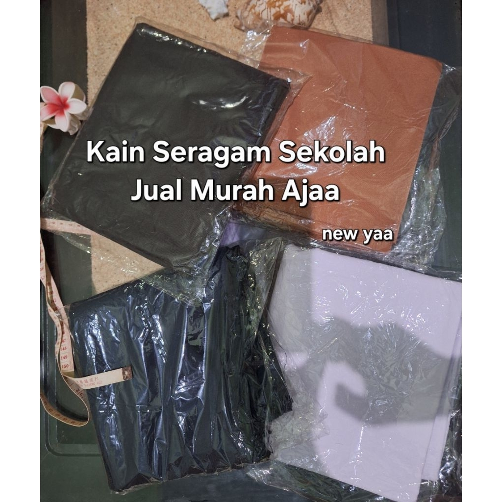 Kain Seragam Sekolah