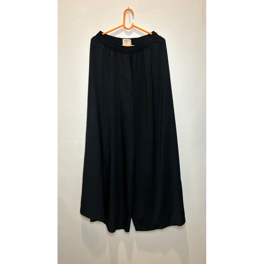 Preloved Celana Kulot Lebar Hitam ASKA Label