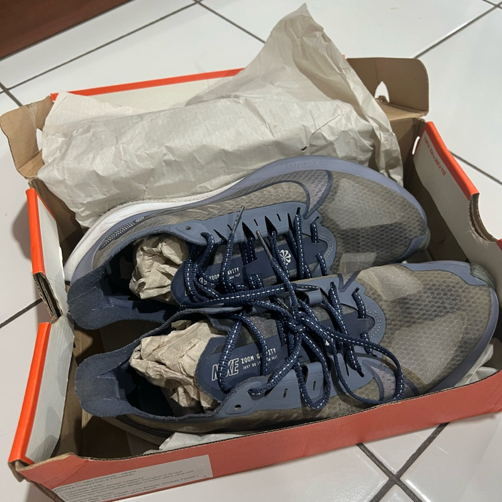 Nike zoom Gravity original preloved