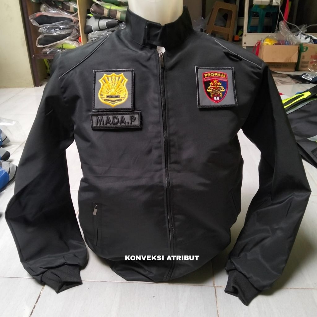 jaket propam polri hitam model bomber