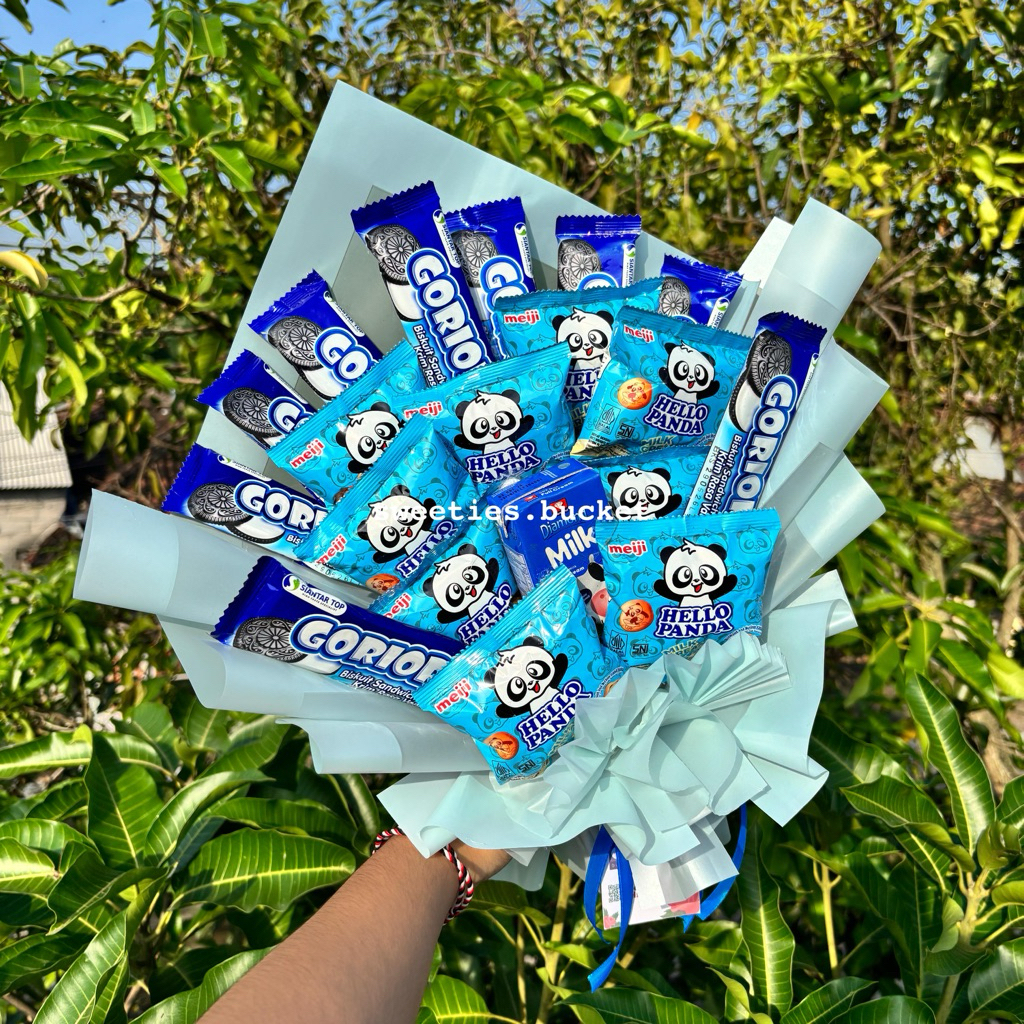 

Buket Snack Biru || Buket Snack Wisuda Jumbo || Buket Jajan Murah || Buket Acara Wisuda || Buket Snack Coklat || Buket Goriorio || Buket Susu || Buket Hello Panda || Buket Cantik