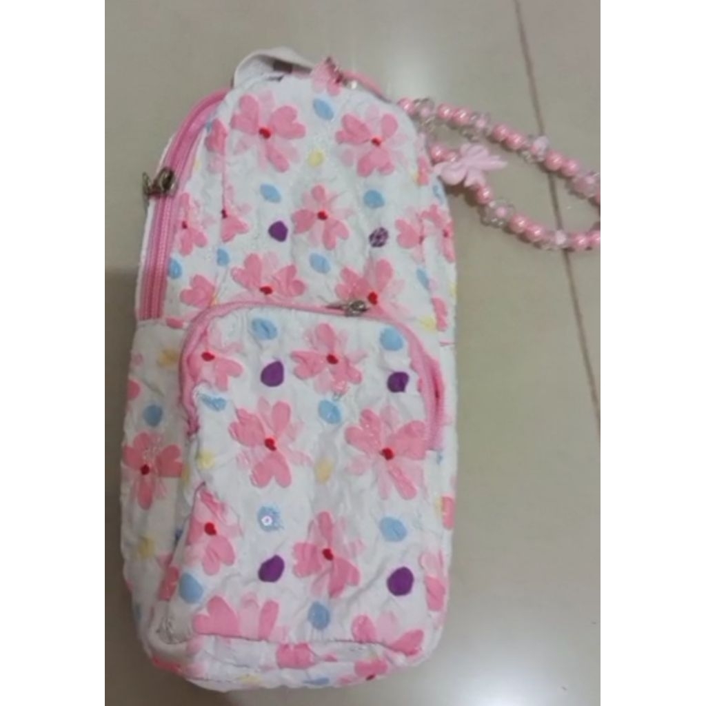 

Tempat Pensil Bunga Bunga + gantungan Motek Motek || Tempat Pensil Kain