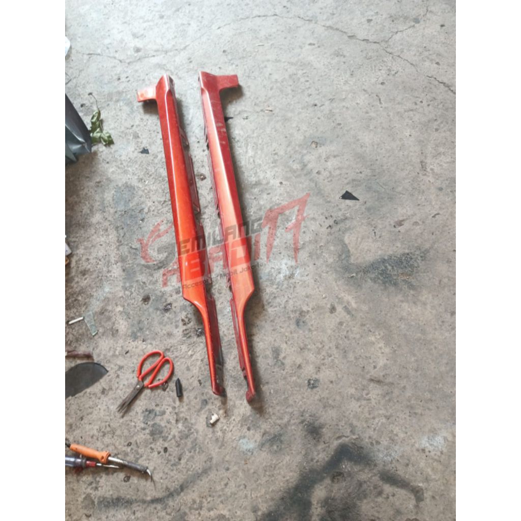 bodykit samping sienta Q kiri kanan