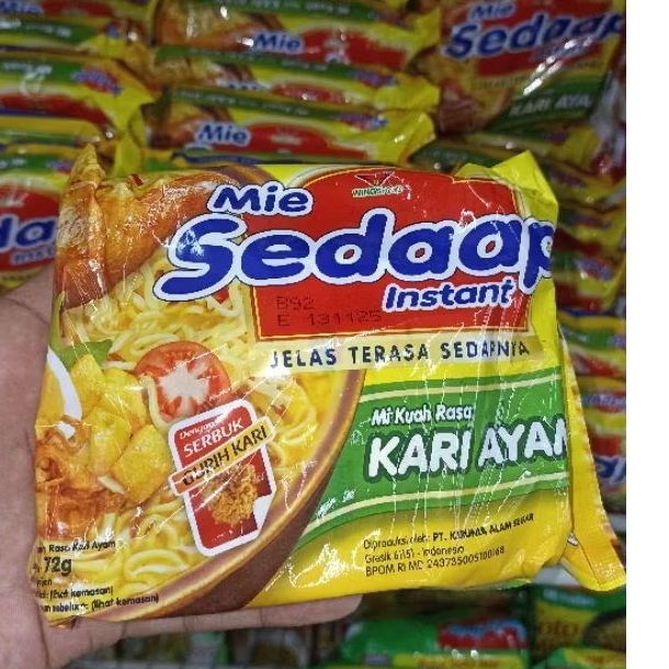 

Mie Sedaap Kari Ayam 72 gram