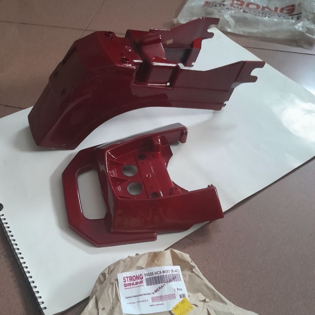 Spakbor belakang Honda ASTREA 800 ASTREA800 ASDAP Merah STRONG
