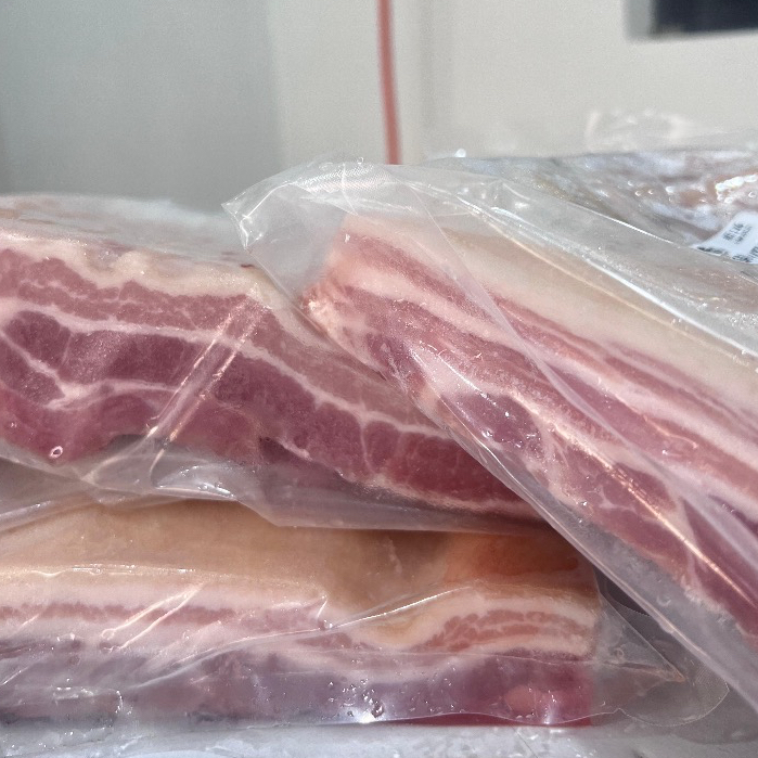 

Pork Belly Import 5 Lapis Tebal Bahan Siobak Babi Panggang Nasi Campur 1 Kilogram