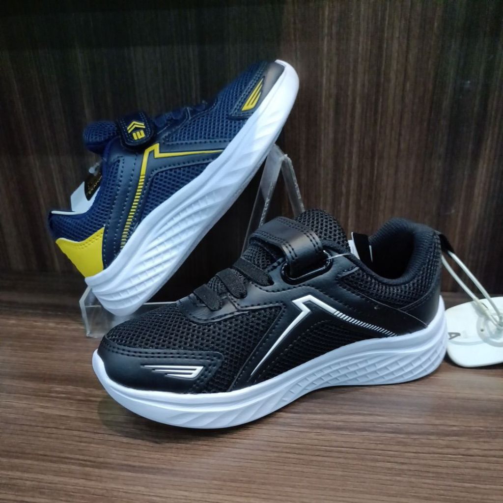 MAHKOTA NGUNUT // SEPATU ANAK SEKOLAH EXAFOR SAGA  K UKURAN 27-32